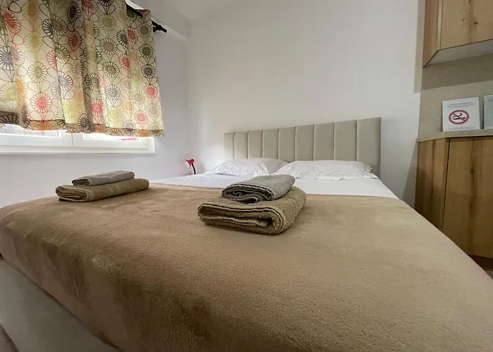 Apartamento Bonbon Quiet - Enjoy Travel Tirana